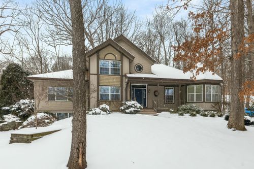 3004 White Oaks Lane, Buchanan, MI, 49107 | Card Image