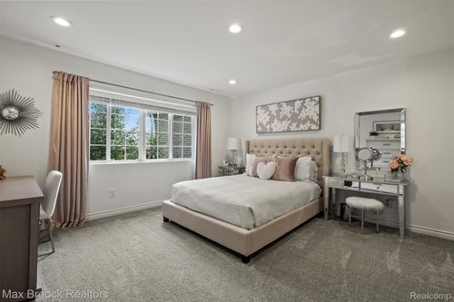 1115 N Old Woodward #76 Avenue, Birmingham, MI, 48009 | Card Image