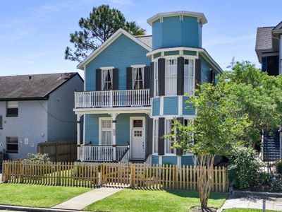 1911 Sealy Street, House other with 4 bedrooms, 4 bathrooms and null parking in Galveston TX | Image 1