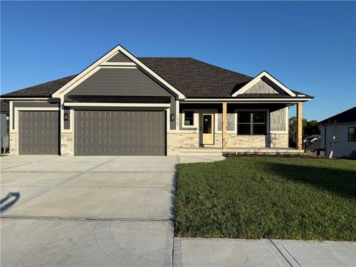 12745 N Champanel Way, Platte City, MO, 64079-4526 | Card Image
