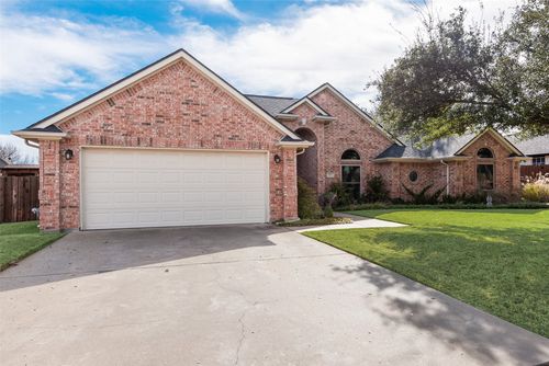 405 Arbor Lawn Dr, Burleson, TX, 76028-4035 | Card Image
