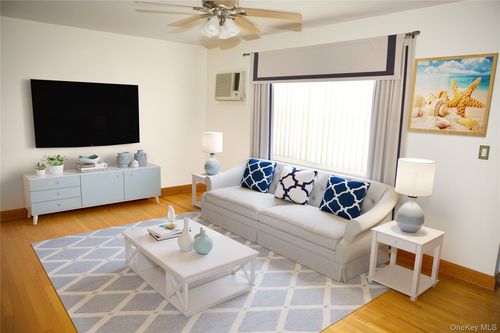 1st-73-27 263rd St, Glen Oaks, NY, 11004-1005 | Card Image