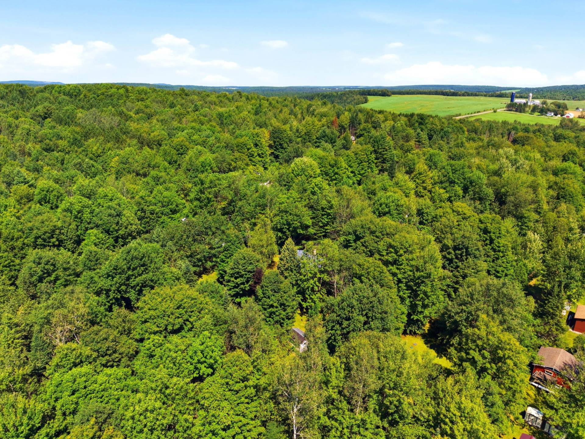 Land in Saint-Georges-de-Windsor 2