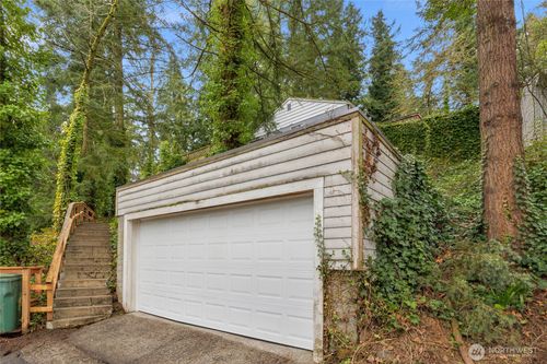 13909 4th Ave Ne, Seattle, WA, 98125-3041 | Card Image