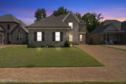 5252 Watson View Dr, Nesbit, MS, 38651-2610 | Card Image
