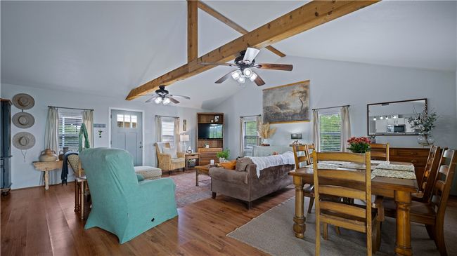 100 Vista 11 Ln, House other with 2 bedrooms, 2 bathrooms and 7 parking in Sandia TX | Image 21