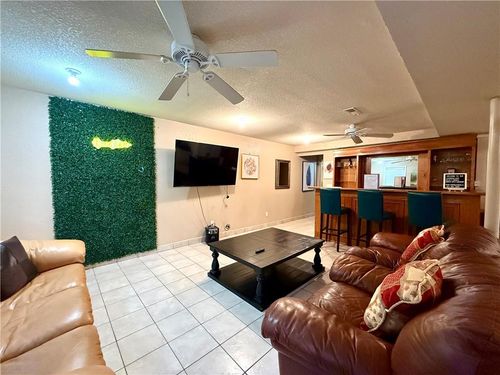 728 Saybrook Cir Nw, Lilburn, GA, 30047-2662 | Card Image