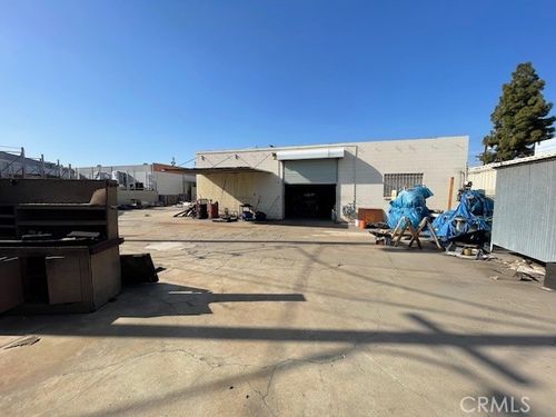 8411 Secura Way, Santa Fe Springs, CA, 90670-2215 | Card Image