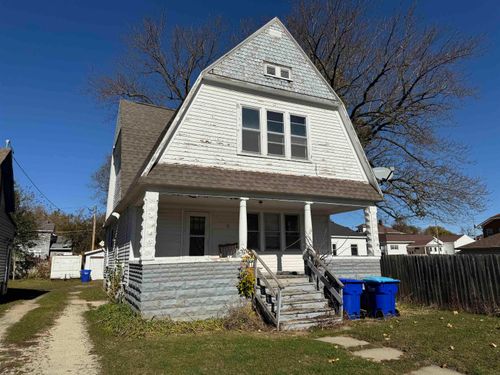 11 2nd St Nw, Oelwein, IA, 50662-1609 | Card Image