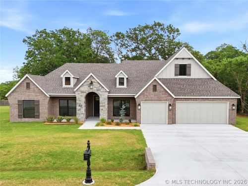 1305 Falls Dr, Sapulpa, OK, 74066 | Card Image