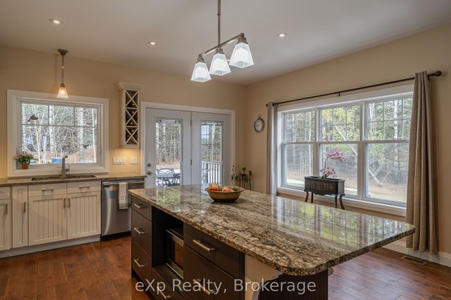615641 Hamilton Lane, House other with 3 bedrooms, 3 bathrooms and 3 parking in West Grey ON | Image 14