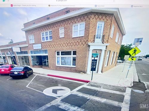 800 10th Ave, Delano, CA, 93215-1740 | Card Image