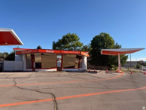1545 S Main St, Bountiful, UT, 84010-7539 | Card Image