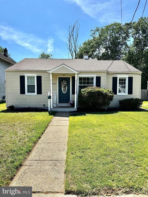 807 Crescent Ave, RUNNEMEDE, NJ, 08078-1014 | Card Image
