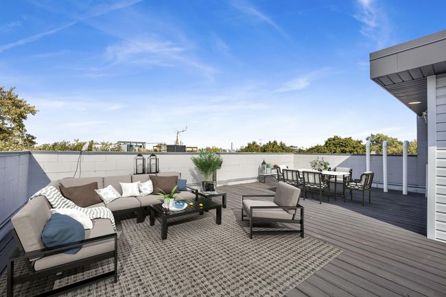 APT-3 - 2235 W Belden Ave, Condo with 3 bedrooms, 2 bathrooms and 1 parking in CHICAGO IL | Image 29