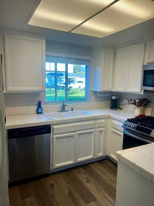 153 Ellwood Station Rd, Santa Barbara, CA, 93117-2641 | Card Image