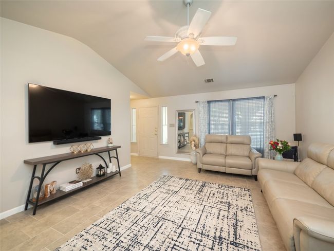 4605 Mather, House other with 4 bedrooms, 2 bathrooms and null parking in Kyle TX | Image 7