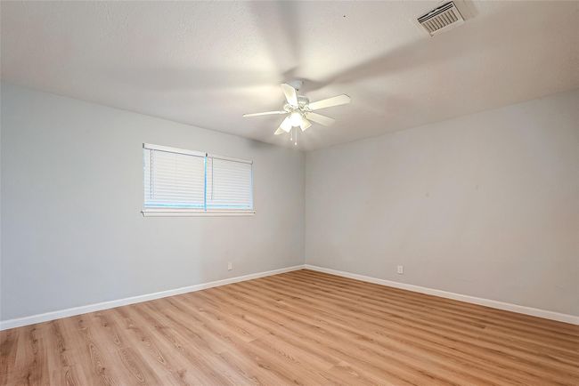 23131 Earlmist Dr, House other with 3 bedrooms, 2 bathrooms and 3 parking in Spring TX | Image 32