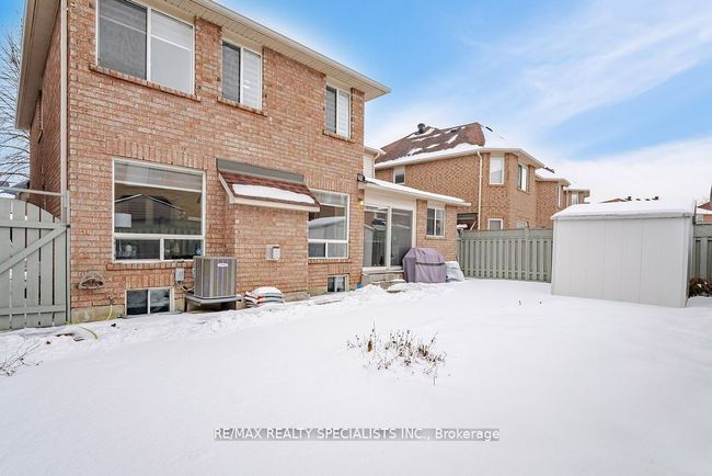 8 Upshall Dr, House other with 6 bedrooms, 4 bathrooms and 4 parking in Brampton ON | Image 40