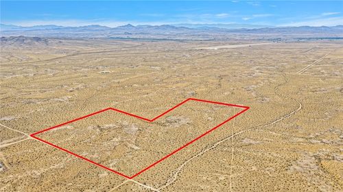 16101 Sweeten, Helendale, CA, 92342 | Card Image