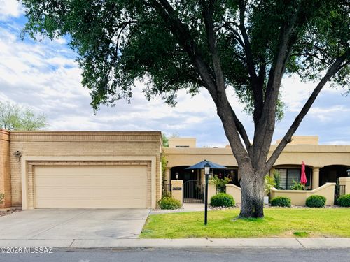 7060 E Calle Arandas, Tucson, AZ, 85750-2562 | Card Image