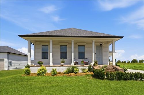 125 Audubon Pl, Belle Chasse, LA, 70037 | Card Image
