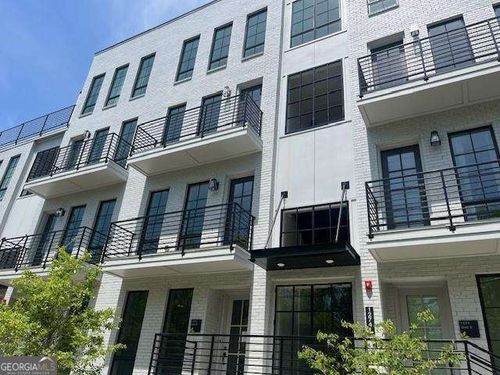 unit-32-990 Bibbs Cir Nw, Atlanta, GA, 30318-5071 | Card Image