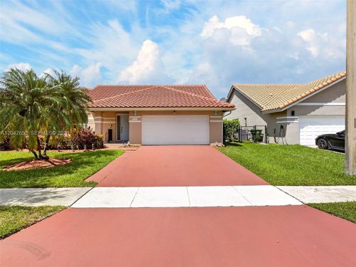 16203 Nw 8th Dr, Pembroke Pines, FL, 33028-1110 | Card Image