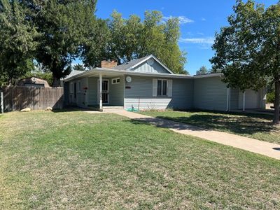 1106 Lowell Ave, House other with 2 bedrooms, 2 bathrooms and 1 parking in Rocky Ford CO | Image 3