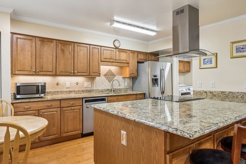 106 Plantation Ct, Nashville, TN, 37221-7402 | Card Image