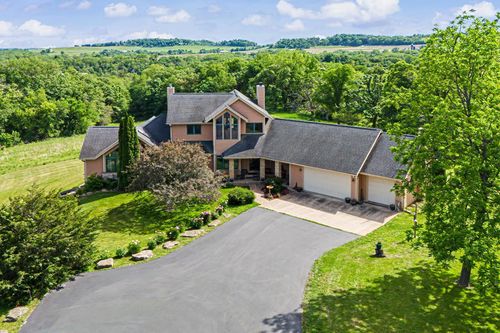 431 E Stadel Rd, ELIZABETH, IL, 61028-9443 | Card Image