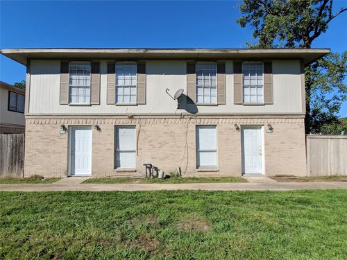 1960 Upland Dr, Houston, TX, 77043-3021 | Card Image