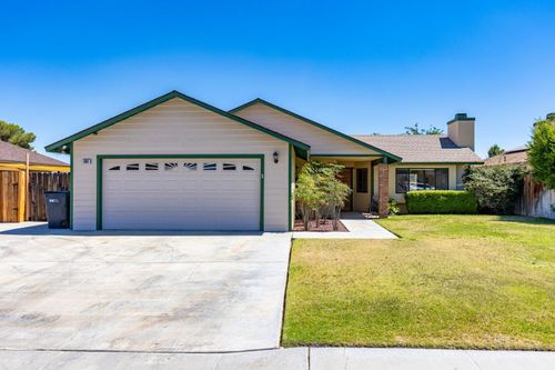 609 Ginger Ave, Ridgecrest, CA, 93555 | Card Image