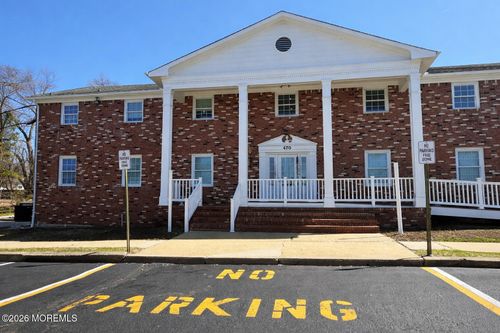 1-4-470 State Route 79, Morganville, NJ, 07751-4700 | Card Image