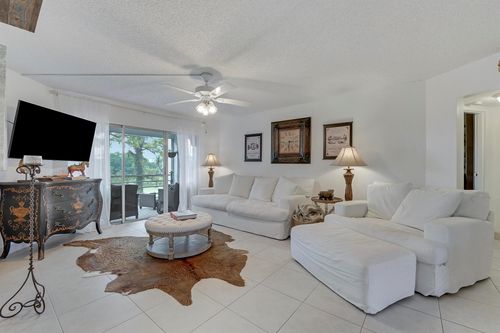 3755 Via Poinciana, Lake Worth, FL, 33467-2883 | Card Image