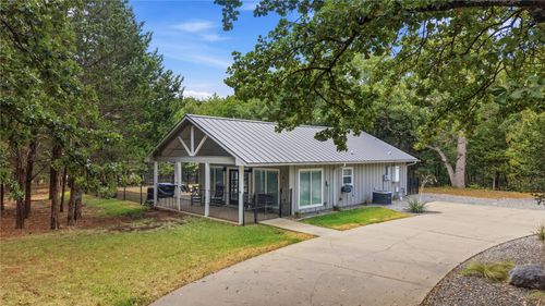 10 Holland St, Pottsboro, TX, 75076-4117 | Card Image