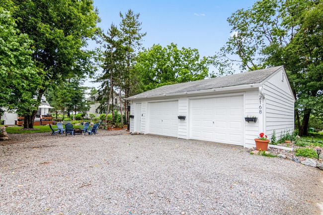 2.5 stall garage | Image 31