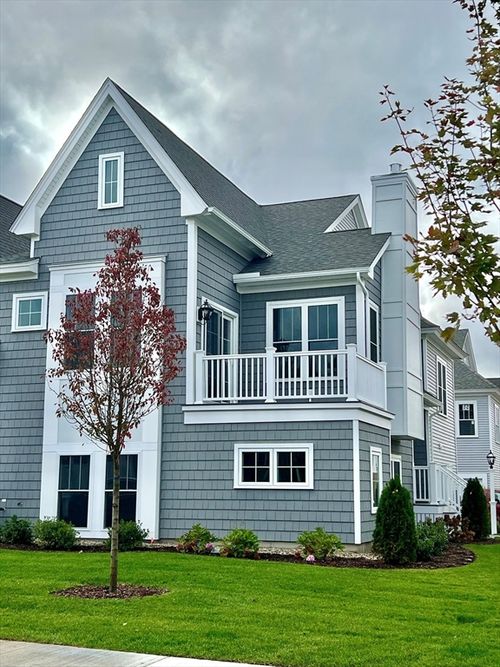 19 Trumpet Vine Lane, Plymouth, MA, 02360 | Card Image