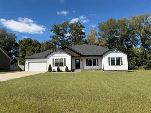 105 Virginia Dr, Auburn, KY, 42206-5285 | Card Image
