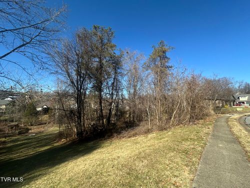 123 Vicksburg Rd, Johnson City, TN, 37604 | Card Image