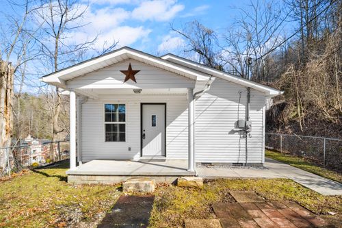 51 High St, Mckee, KY, 40447-6309 | Card Image