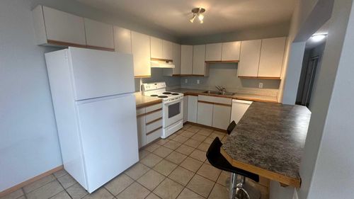 8-6203 Bowness Rd Nw, Calgary, AB, T3B0E2 | Card Image