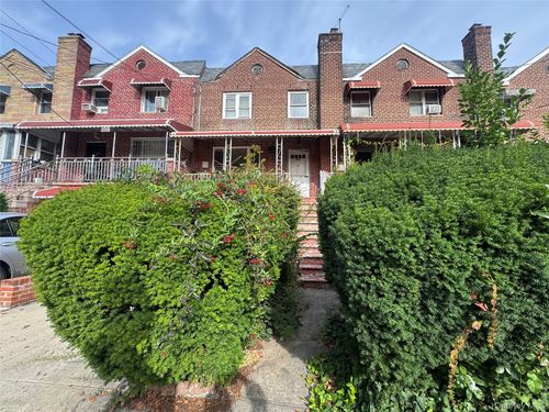 3304 Corsa Ave, Bronx, NY, 10469-2809 | Card Image