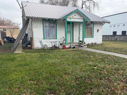 1024 Main St, Corvallis, MT, 59828-9374 | Card Image