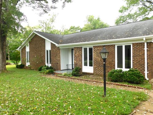 5401 Mcnairy Dr, Greensboro, NC, 27455-1129 | Card Image