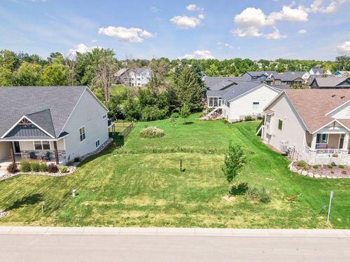1946 Woods Pt, Waconia, MN, 55387-4410 | Card Image
