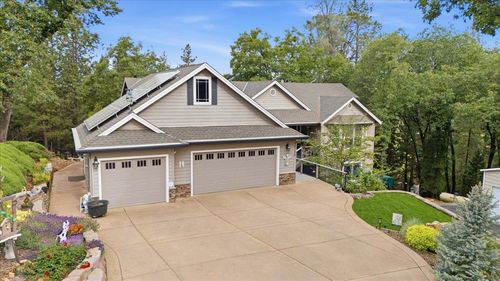 10716 Arianna Court, Grass Valley, CA, 95949 | Card Image