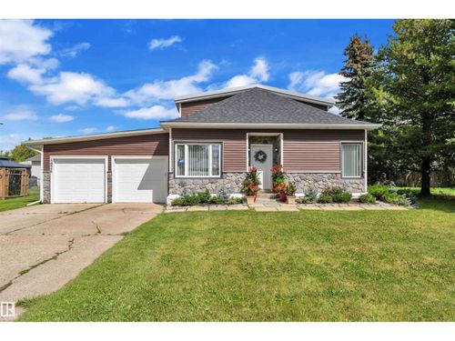 4826 52 Ave, Tofield, AB, T0B0B2 | Card Image