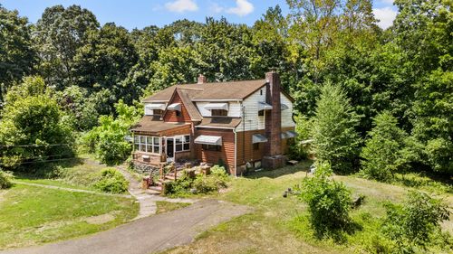 122 Derby Ave, Orange, CT, 06477-1409 | Card Image