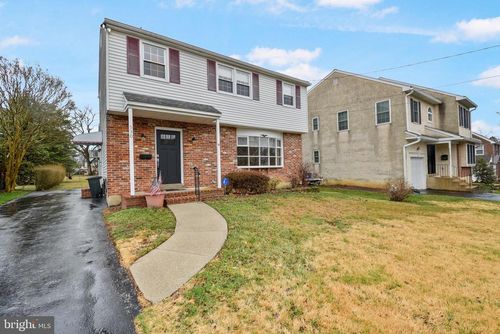 530 Grand Ave, HAVERTOWN, PA, 19083-3210 | Card Image